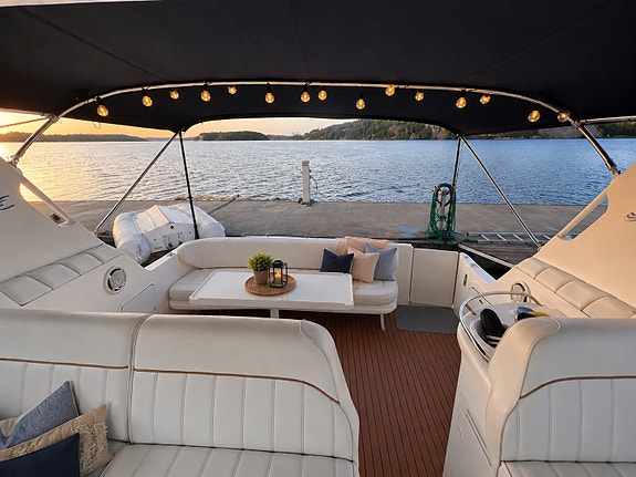Sea ray 330 6 of 6