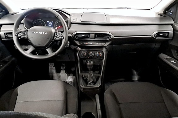 Dacia Sandero 5 of 5