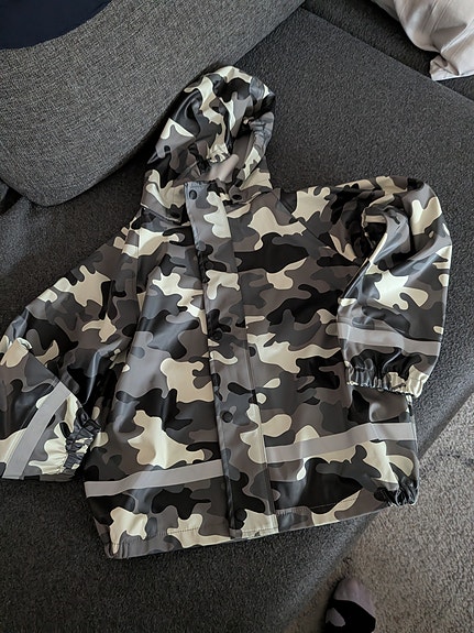 Product image 12 of 32