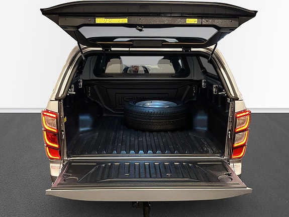 Isuzu D-max 6 of 10