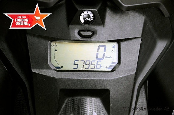 Ski-Doo Summit X 850 154" 9 of 10