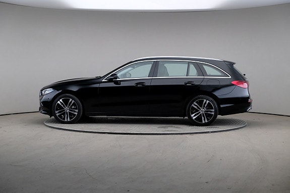Mercedes-Benz C300 4 of 5
