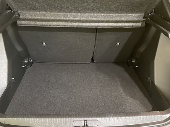 Peugeot 2008 4 of 17
