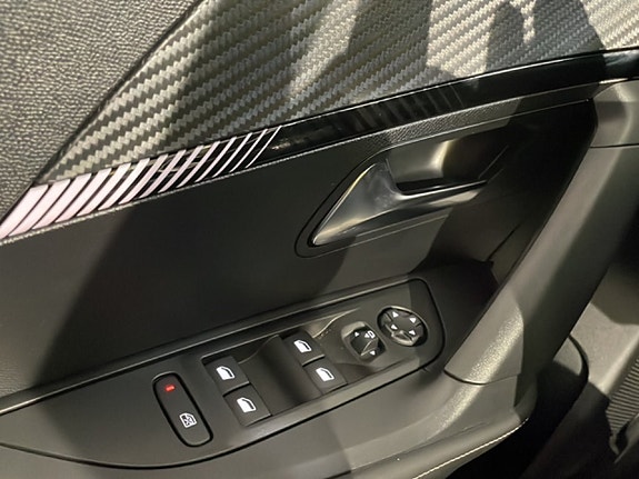 Peugeot 2008 14 of 17