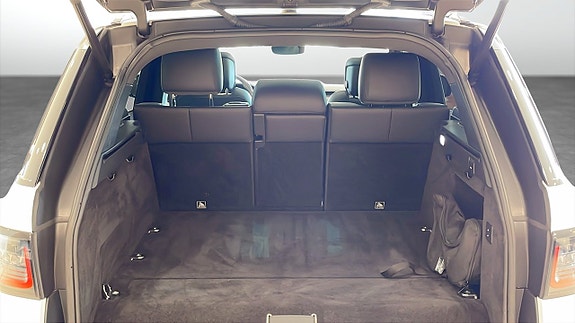 Land Rover Range Rover Sport 10 of 11