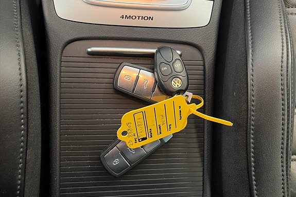 Volkswagen Passat Alltrack 17 of 18