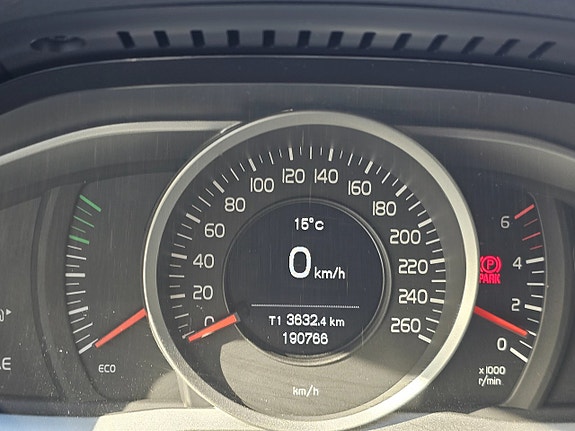 Volvo V60 14 of 20