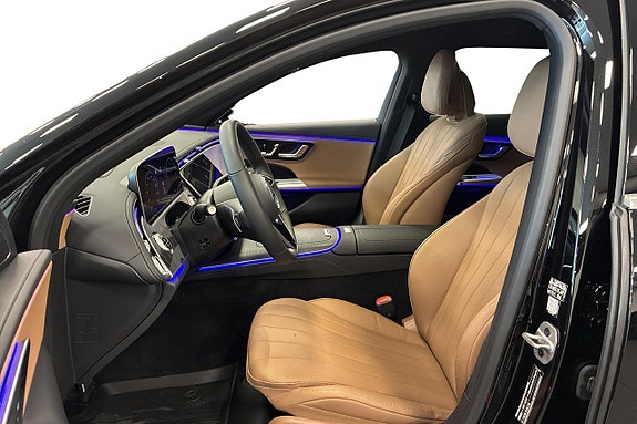 Mercedes-Benz E300 de 8 of 27