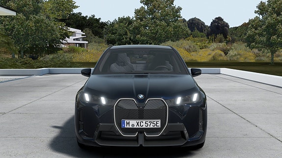 BMW iX 3 of 13