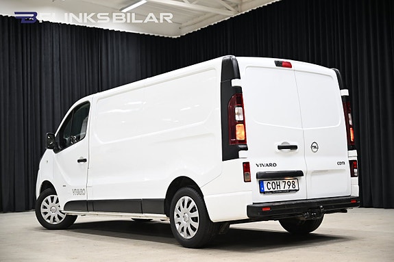 Opel Vivaro 4 of 5