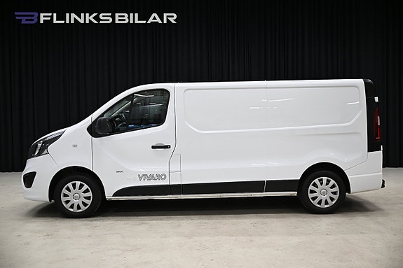 Opel Vivaro 2 of 5