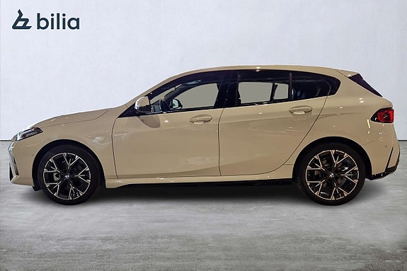 BMW 120 3 of 21