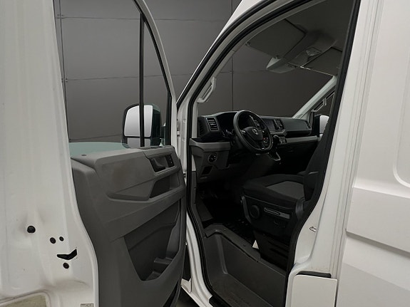 Volkswagen Crafter 12 of 30