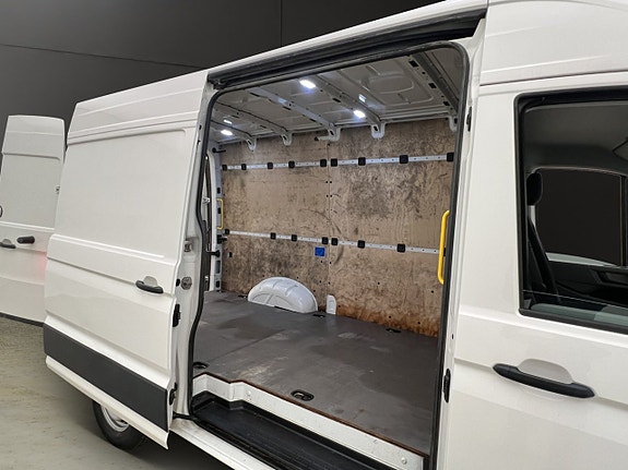 Volkswagen Crafter 11 of 30