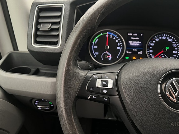 Volkswagen Crafter 18 of 30