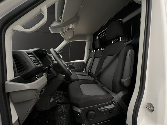 Volkswagen Crafter 13 of 30