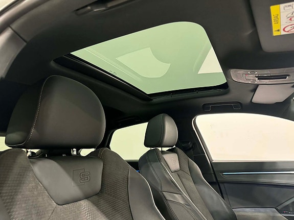 Audi Q3 12 of 26