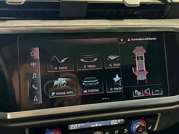 Audi Q3 25 of 26