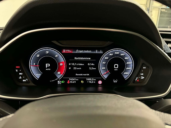 Audi Q3 17 of 26
