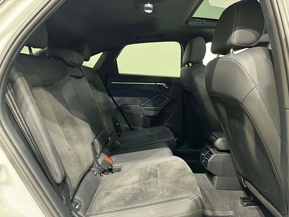 Audi Q3 13 of 26
