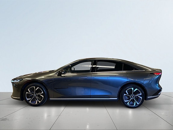 Mazda 6e 4 of 5