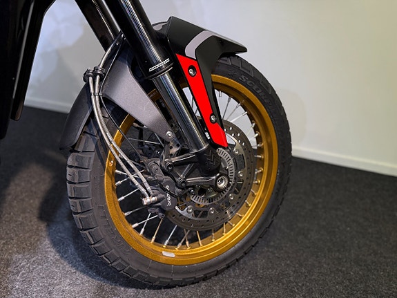 Moto Morini X-Cape 700 7 of 8