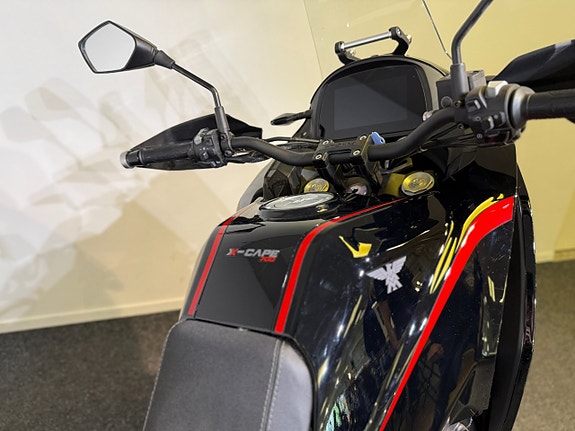 Moto Morini X-Cape 700 4 of 8