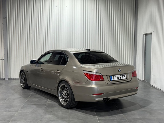 BMW 525 8 of 15