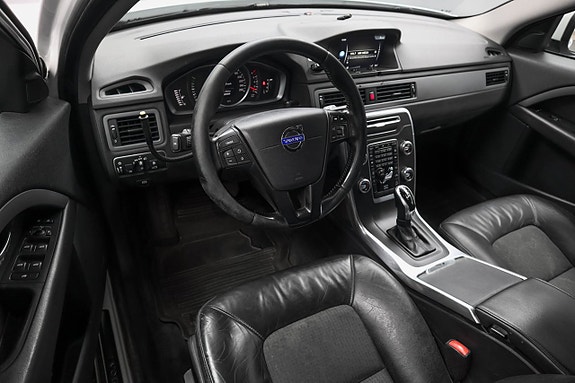 Volvo XC70 8 of 25