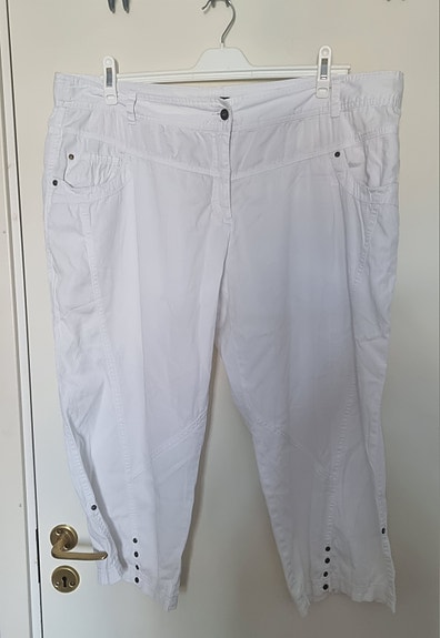 Product image 19 of 34