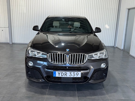 BMW X4 8 of 15