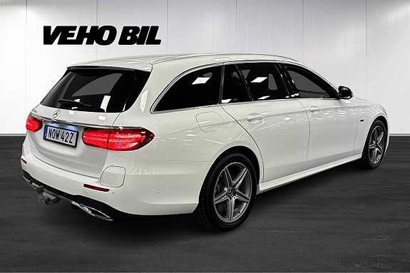 Mercedes-Benz E300 de 3 of 28