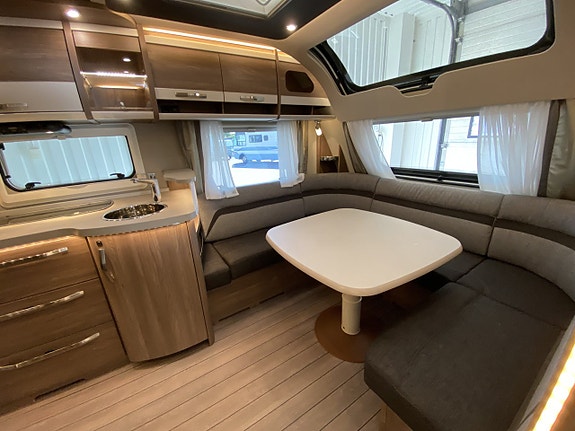 Knaus Scandinavian Selection 650 UDF 4 of 19