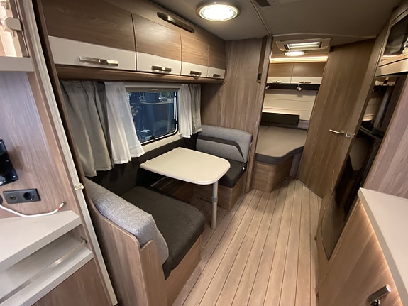 Knaus Scandinavian Selection 650 UDF 8 of 19