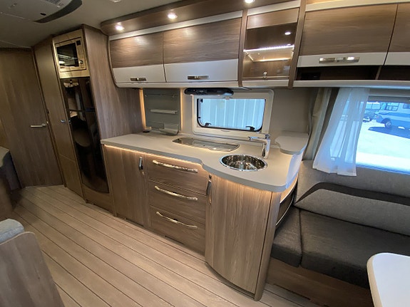 Knaus Scandinavian Selection 650 UDF 6 of 19