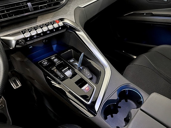 Peugeot 5008 13 of 18