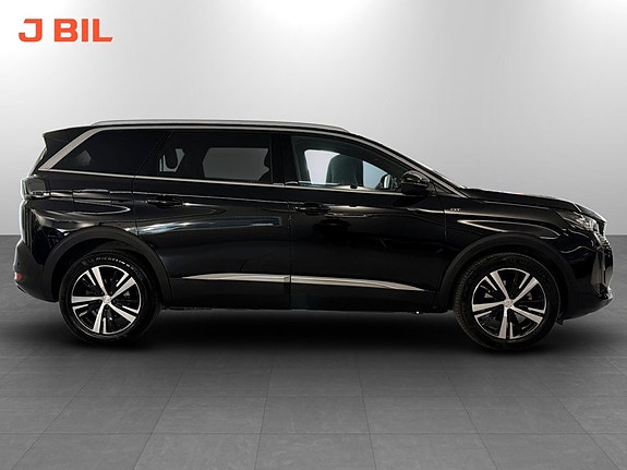 Peugeot 5008 16 of 18