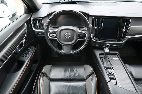 Volvo V90 Cross Country 5 of 5