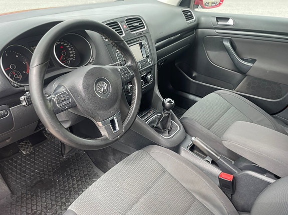 Volkswagen Golf VI 12 of 22