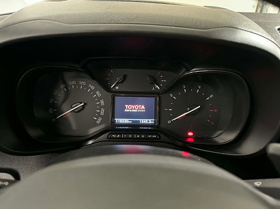 Toyota Proace City 10 of 14