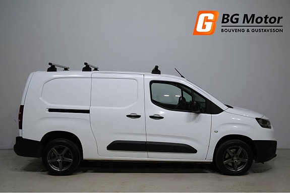 Toyota Proace City 2 of 5