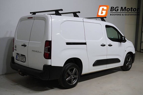 Toyota Proace City 3 of 5