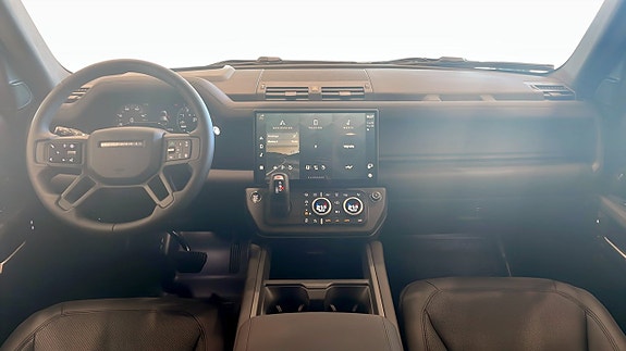 Land Rover Defender 90 4 of 5
