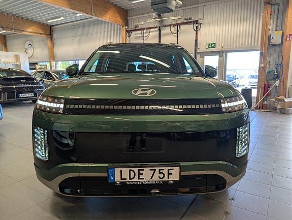 Hyundai Ioniq 9 7 of 15