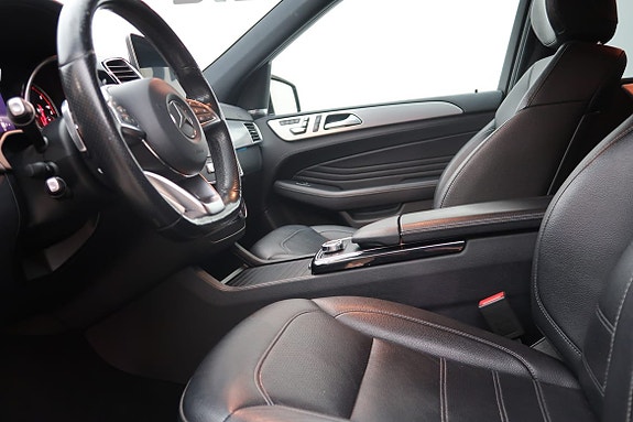 Mercedes-Benz GLE350 d 4 of 5