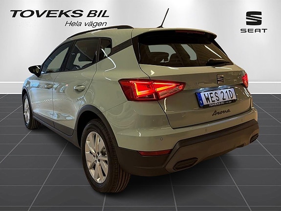 Seat Arona 5 of 23