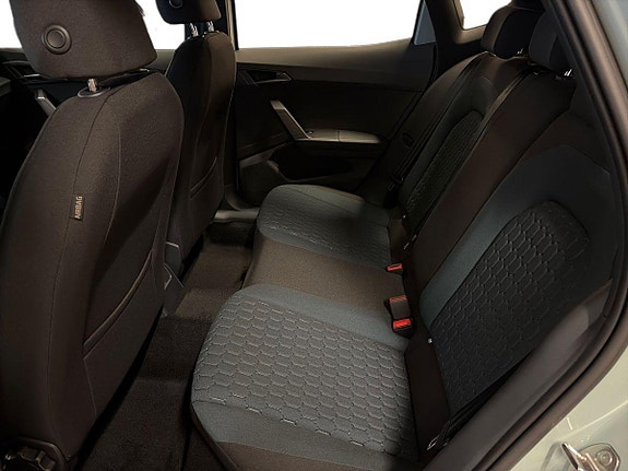 Seat Arona 22 of 23