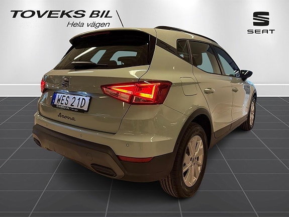 Seat Arona 3 of 23