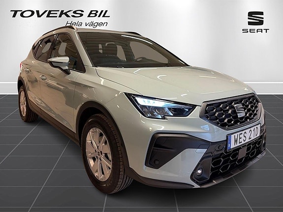 Seat Arona 7 of 23
