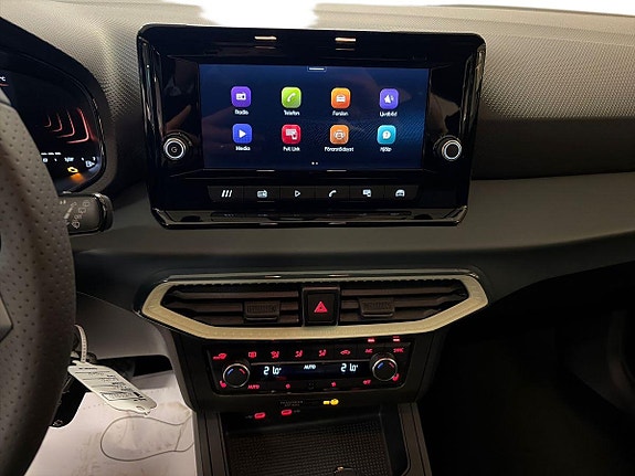 Seat Arona 12 of 23